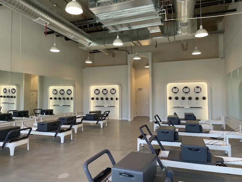 Flow Pilates DTLA